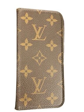 LV XR phone case